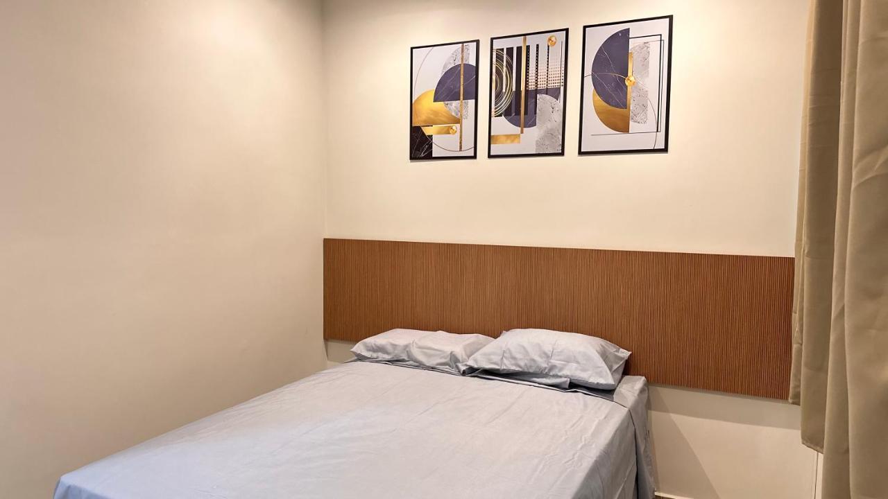 Guaru Inn Hostel กัวรูยุส ภายนอก รูปภาพ