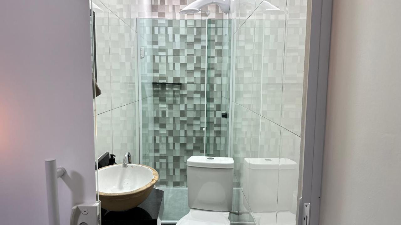 Guaru Inn Hostel กัวรูยุส ภายนอก รูปภาพ