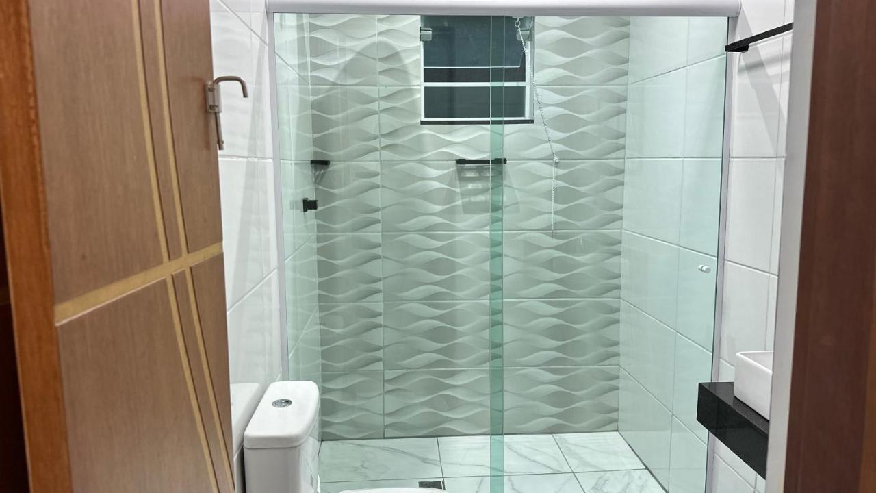 Guaru Inn Hostel กัวรูยุส ภายนอก รูปภาพ