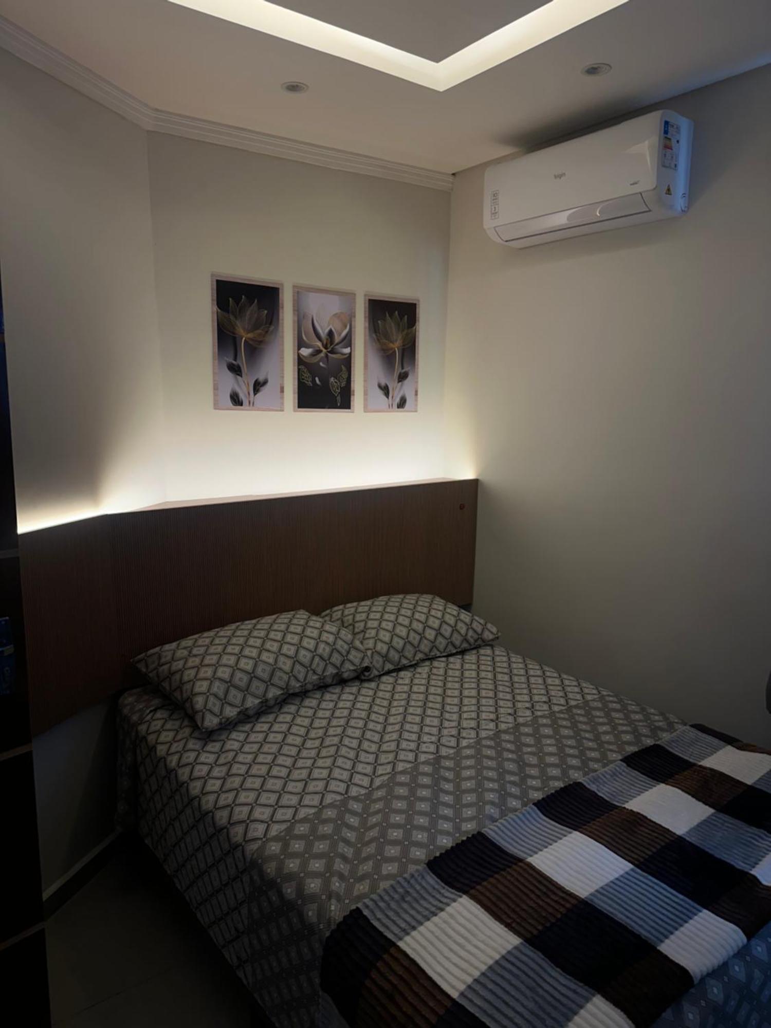 Guaru Inn Hostel กัวรูยุส ภายนอก รูปภาพ